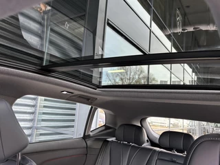 Voyah Courage Business Edition 80 kWh / 15