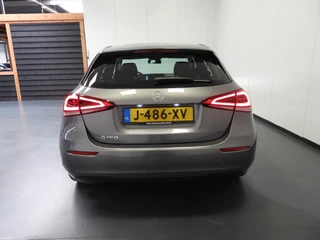 Mercedes-Benz A-Class A160 Business Solution / 33