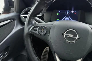 Opel Corsa-e Ultimate 50 kWh 136pk | Full Options | SOH 98% | Massagestoel | Camera | Adaptive Cruise Control | Navigatie | Keyless Entry en Start | LED Verlichting / 21