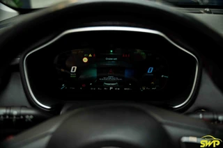 MG EHS 1.5 TGDI Luxury / 16