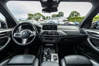 BMW X3 xDrive20i High Executive  | Pano | Trekhaak | Head-up / 35