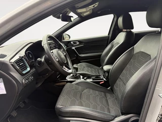 Kia Ceed 1.0 T-GDi Design Edition | Camera | LED | Stoel + Stuurverwarming | Apple Carplay / Android Auto | Halfleder / 12