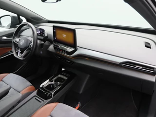 Volkswagen ID.4 First Max 77 kWh | Stoel/Stuurverwarming | Panorama dak | IQ Light | 360 Camera | Adaptive cruise | 21 Inch / 41