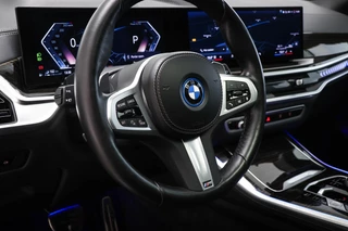 BMW X5 xDrive50e M-sport | PANORAMADAK | INDIVIDUAL VOLLEDER MERINO | HEAD UP | HARMAN KARDON | 360 CAMERA | MAXTON | 22" | / 48