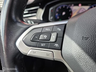 Variant 1.5 TSI R-Line | Trekhaak | Virtual Cockpit | Alcantara | Keyless | Stoelverw. | 17" LMV | PDC V+A / 16