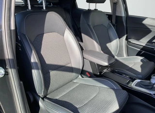 Kia XCeed 1.6 GDi PHEV 140 pk DynamicPlusLine  | navigatie | stoel/stuurverwarming | camera | keyless go | incl. winterset / 18