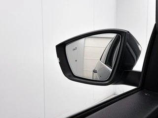 Skoda Kodiaq 1.5 TSI Style Business Automaat | Cruise control | Stoelverwarming | Navigatie | Camera | Panoramadak / 35