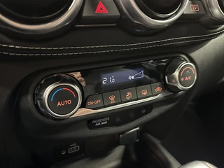 Nissan Juke 1.6 Hybrid Business Design TREKHAAK CARPLAY NAVI ECC 31000 KM. / 36