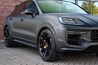Porsche Cayenne Coupé 4.0 Turbo E-Hybrid GT  Burmester PDCC Carbon HUD ACC 360 / 34