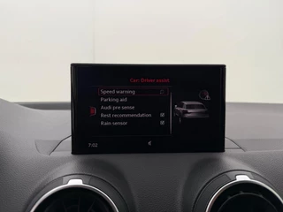 Audi Q2 35 TFSI CoD Design Automaat | Parkeersensoren | Trekhaak / 21