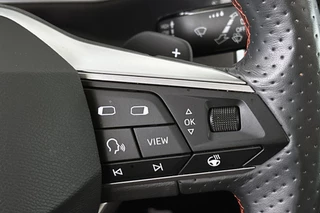SEAT Ateca 1.5 TSI FR Business Intense Automaat Trekhaak Pano Leder Stoelverwarming / 43