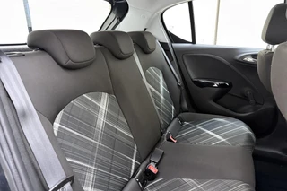 Opel Corsa 1.4 Color Edition Automaat | Stoel & Stuurverwarming | Parkeersensoren voor en achter | Lichtmetalen velgen | DAB radio | Camera / 15