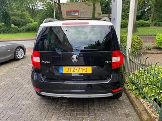 Škoda Yeti 1.2 TSI Ambition Arctic  Airco-Ecc/Alu wielen/Mistl./Navigatie / 28