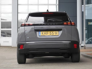 Peugeot e-2008 EV Allure Avantage 54 kWh | Camera rondom | Adaptieve cruise control | Navigatie | Draadloze telefoonoplader | Lichtmetalen velgen | Nieuwe auto | 406KM Actieradius WLTP / 5