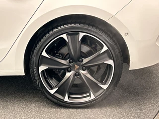 CUPRA Leon 1.4 e-Hybrid VZ Business PHEV | Stoel/Stuur Verwarming Carplay Keyless Camera / 48