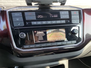 Volkswagen up! 1.0 TSI GTI 116 pk  | 17 inch lichtmetaal | stoelverwarming | climate control | zwart dak-spiegels | NL auto / 28