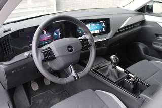 Opel Astra Sports Tourer 1.2 Level 2 Keyless Start, Cruise en Climate Control, Parkeersensoren Voor en Achter, Navigatie / 27