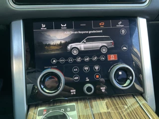 Land Rover Range Rover P400e Vogue Pano Meridian Memory Leer Luchtvering 360° Dealer-Serviced! PHEV / 9