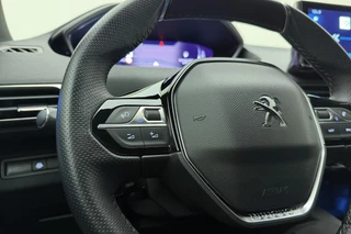 Peugeot 3008 1.2T 130pk GT | Achteruitrijcamera | Parkeersensoren V+A | Cruise & Climate control | Navi | Apple Carplay / Android Auto / 19