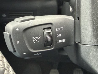 DS DS 3 Crossback 100pk Opera (Camera - Leder - LED Matrix - Parkeersensoren V+A - Automatische Airco - Apple Carplay - Navigatie - Head up) / 24