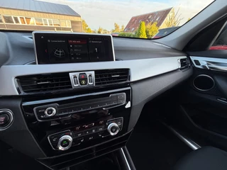 BMW X1 SDrive18i Executive Edition / ACC / Head-Up / Led / Trekhaak / Rijklaar !. / 35