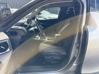 DS DS 3 1.2 PureTech Performance Line  Navigatie / keyless / Camera 360 / 43