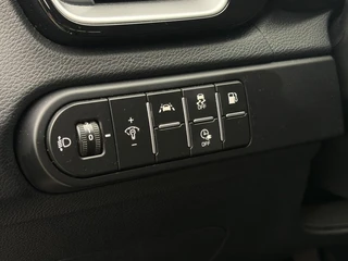 Kia XCeed 1.6 GDi PHEV DynamicLine / 25