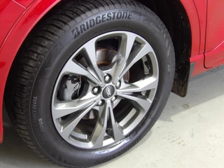Ford Kuga 2.5 PHEV e-CVT 225pk ST-Line X / 12