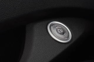 Fiat 500 C Icon 42 kWh Stoelverwarming 17'' Diamantfinish Velgen Cruise control / 32