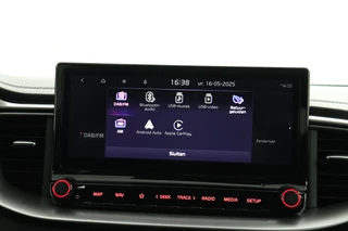 Kia Ceed 1.5 T-GDi DynamicPlusLine Automaat *DEMO* - Trekhaak - Navigatie - Stoel-/stuurverwarming - Cruise Control - Climate Control - Fabrieksgarantie tot 04-2032 / 33