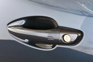 Peugeot 3008 1.6 HYbrid 225 GT 1e Eigenaar Panoramadak Leder FOCAL / 22