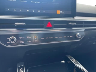 Kia Sorento 1.6 T-GDi Plug-in Hybrid 4WD ExecutiveLine 7p | Bel voor info | 253 pk | Head-up display | Nu €3000 Inruilpremie! / 22