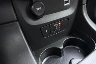 Citroen C3 1.2 110pk PureTech Shine | Automaat | Apple Carplay/Android Auto | Airco | Achteruitrijcamera | Cruise Control | DAB / 23