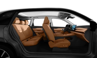 Leapmotor C10 Design REEV 28.4 kWh | Gecombineerde actieradius WLTP 974km | 1500 kg Trekgewicht | Diverse kleuren leverbaar | Full options | Stuurverwarming | Stoelverwarming en koeling | Elektrisch verstelbare voorstoelen | Navigatie | Keyless entry & start | 20 inch lichtmetalen velgen | Led verlichting / 2