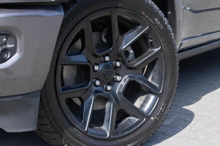 Dodge Ram 1500 4X4 5.7 V8 4x4 Crew Cab Limited / 7