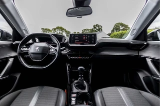 Peugeot 2008 1.2 PureTech Allure Pack  | Camera | Trekhaak | LED / 34