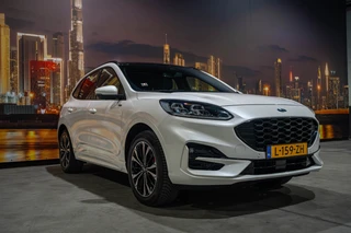 Ford Kuga 2.5 PHEV ST-Line X / 7