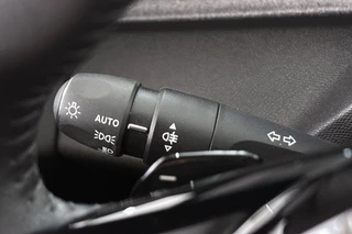 Peugeot 308 SW 1.2 Hybrid 145 e-DCS6 Allure / 32