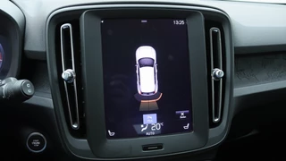 Volvo XC40 1.5 T3 Momentum Navigatie | Stoelverwarming | Trekhaak / 41