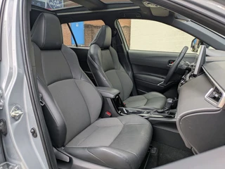Toyota Corolla Cross Hybrid 200 Style|Panodak|Half-Leder|Adaptive-Cruise|Stoelverwarming|Blindspot|LED / 30