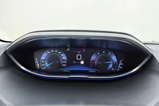 Peugeot 3008 1.2 PureTech Blue Lease Executive Camera l Climate Control l Cruise Control l Apple Carplay & Android Auto l PDC voor en achter l Bluetooth l Lichtmetalen Velgen l Afneembare Trekhaak / 23