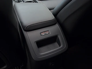 Volvo XC60 2.0 T8 AWD+ Black Edition Pano | Harman/Kardon | 360 camera / 17