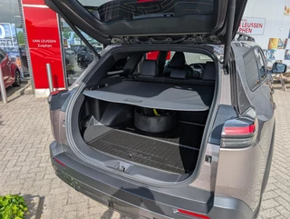 Toyota bZ4X Touring Dynamic 75 kWh NIEUW DIRECT LEVERBAAR! 360 CAMERA STOEL/STUURVERW WARMTEPOMP BLIND SPOT EL-ACHTERKLEP KEYLESS PARK-SENSOREN APPLE/ANDROID / 18