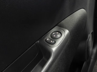 Fiat 500 0.9 TwinAir Turbo Lounge AIRCO/PANODAK/CRUISE/PDC/LMV! / 18
