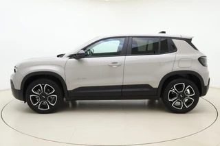 Jeep Avenger 1.2 e-Hybrid 110pk Automaat Summit | Navigatie | Achteruitrijcamera | Adapt. Cruise control | Climate control | Elektrische achterklep | Keyless | 18" Lichtmetalen velgen | 8 jaar garantie / 6