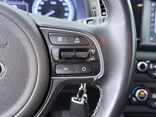Kia Niro 1.6 GDi Hybrid DynamicLine  - Cruise Control - Lichtmetalen Velgen - Navigatie - Climate Control - Apple/Android Carplay - Virena Zekerheidspakket €895 / 28