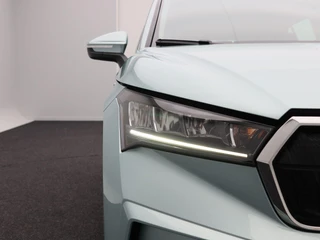 Skoda Enyaq iV 60 180 Pk | Panoramadak | Half Leder | CarPlay | Climatronic | 19 Inch | 106.943 Km!! / 12