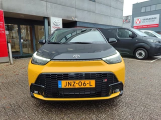 Toyota Aygo X HYBRID 115 GR-SPORT JBL-AUDIO 18''LM-VELGEN KEYLESS PARK-SENSOREN STOELVERW NAVI CLIMA AD-CRUISE / 34