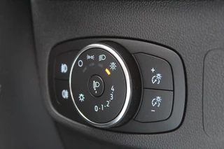 Ford Focus Wagon 1.0 EcoBoost Hybrid ST Line X  | BLIS | Head-Up | Trekhaak | Adaptieve cruise / 15