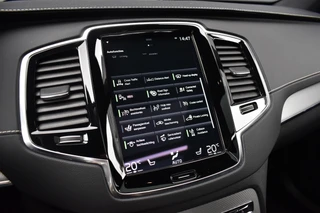 Volvo XC90 2.0 T8 Recharge AWD R-Design  | Panorama | Bowers&Wilkins | Trekhaak | Luchtvering | 22'' Wielen | ACC | Head- Up | / 21